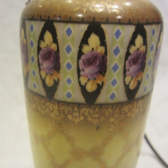 VTG MCM SMALL ACCENT LAMP,VASE STYLE W/ROSE MOTIF - Picture 6 of 13